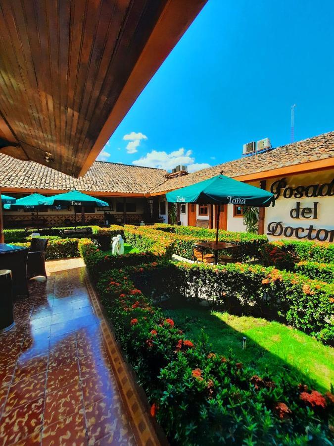 Hotel La Posada Del Doctor Леон Экстерьер фото