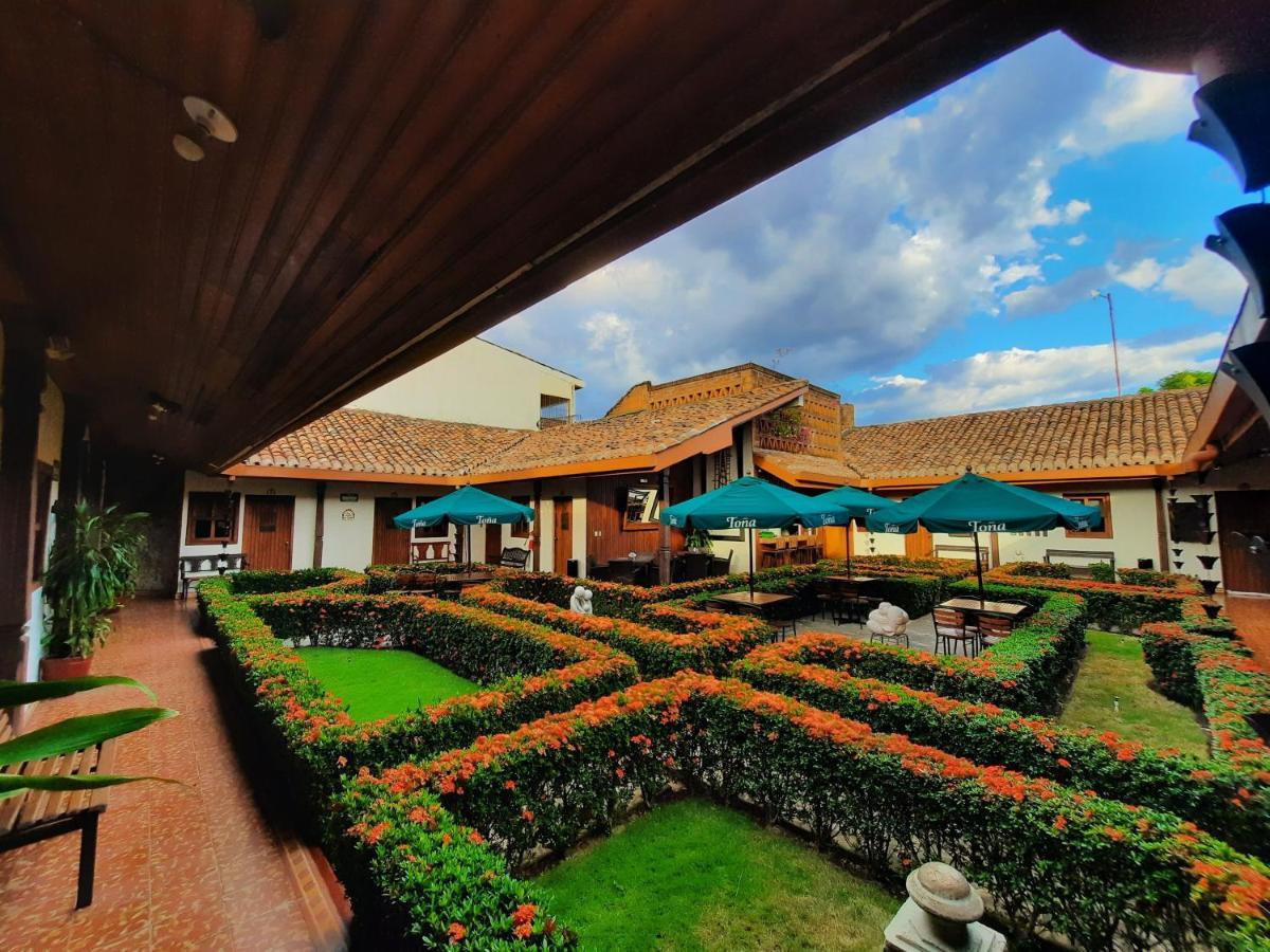 Hotel La Posada Del Doctor Леон Экстерьер фото